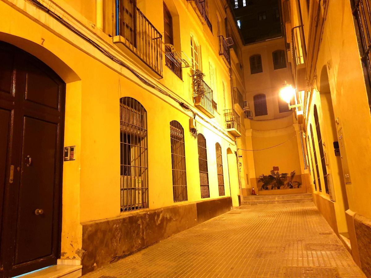 Economical Homes In Center Málaga Extérieur photo